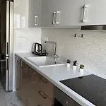 My Wave - Downtown In Perea Apartman Peraía